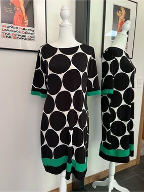 Karin Stevens Black & White Polka Dot 60’s Mod Shift Dress with Green Trim